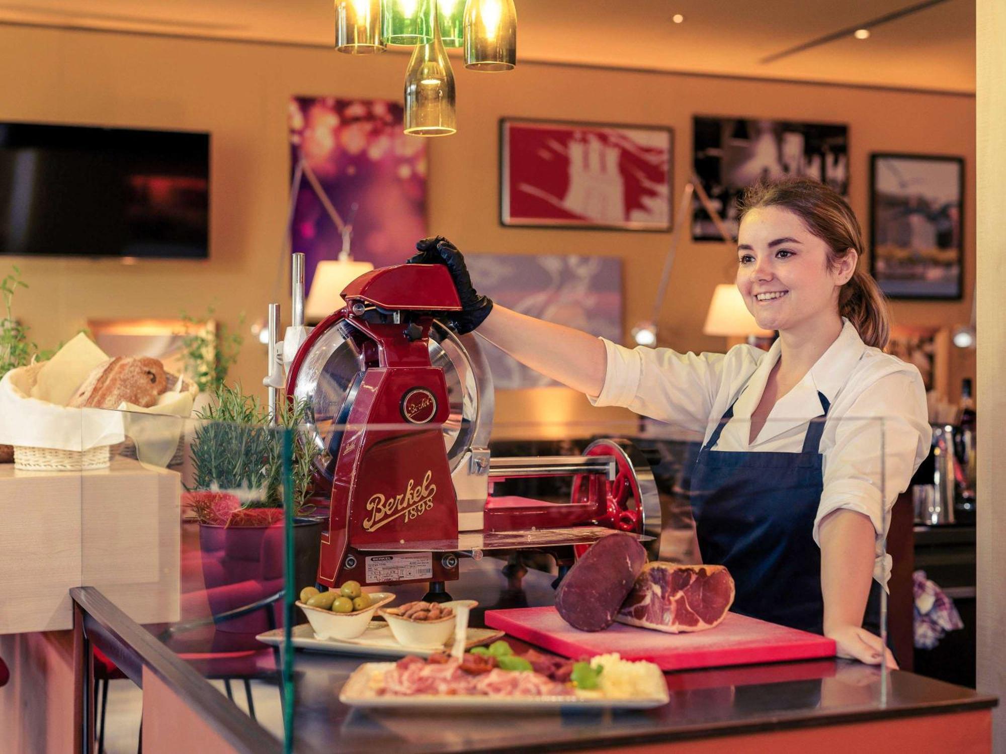 Mercure Hotel Hamburg Mitte Экстерьер фото
