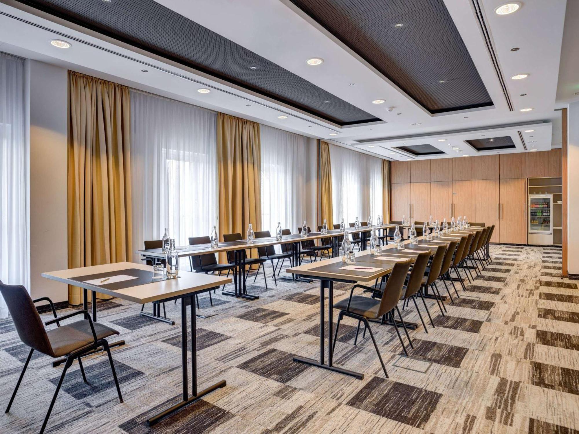 Mercure Hotel Hamburg Mitte Экстерьер фото